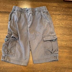 Tea Collection boys cargo shorts size 8